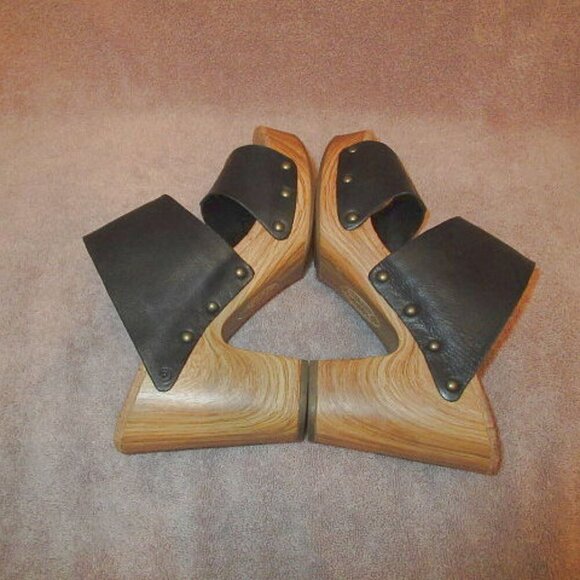 Kork-Ease Darra Sandals Size 9 Black Leather Wood Heel Cork Studs Platform Foam - Picture 4 of 11